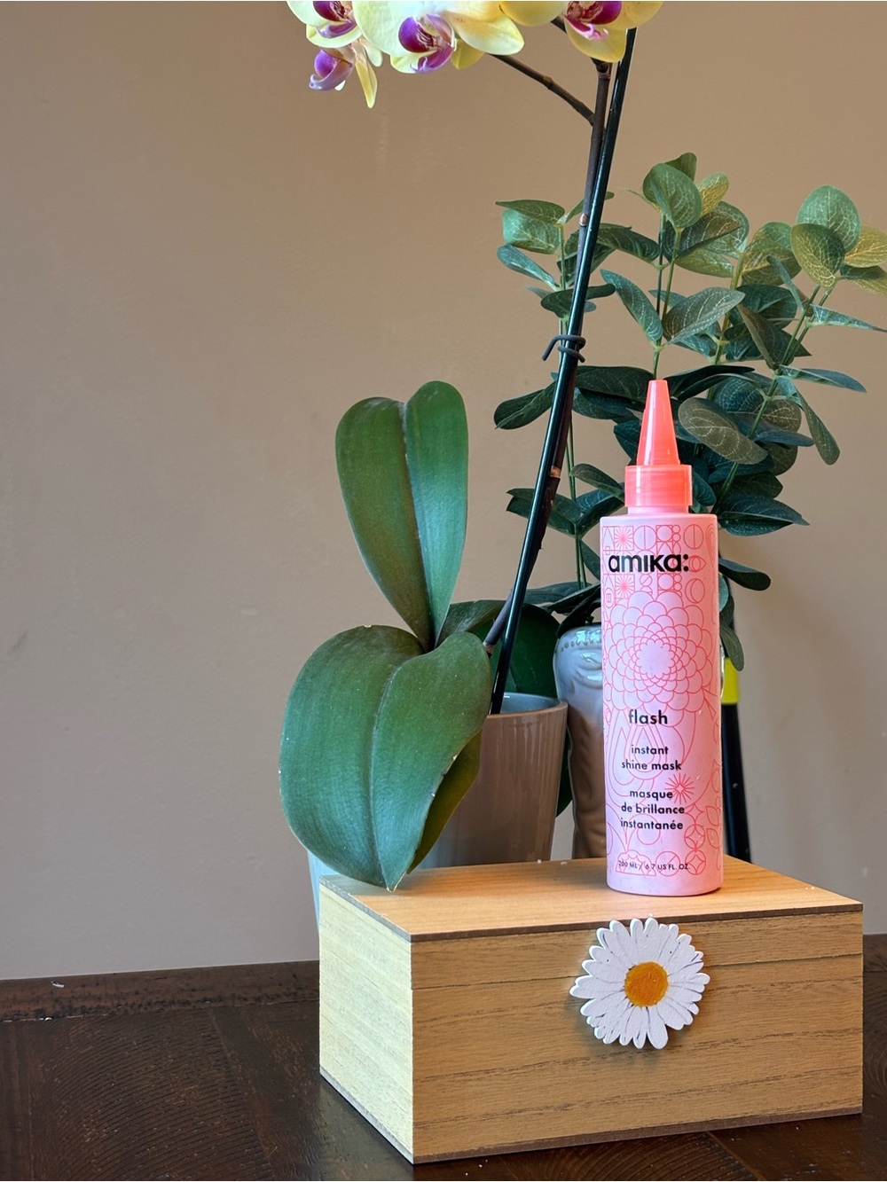 amika Flash Instant Shine Mask - Coral Pink Bottle